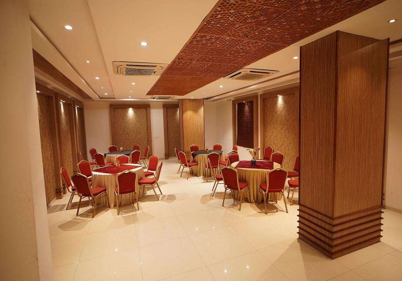 Hotel Amora - Rajnandgaon Raj Nandgaon Exterior photo