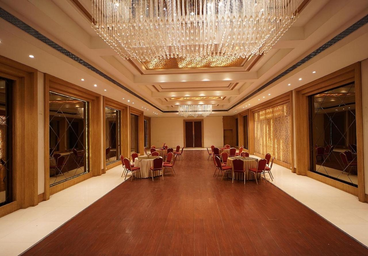 Hotel Amora - Rajnandgaon Raj Nandgaon Exterior photo
