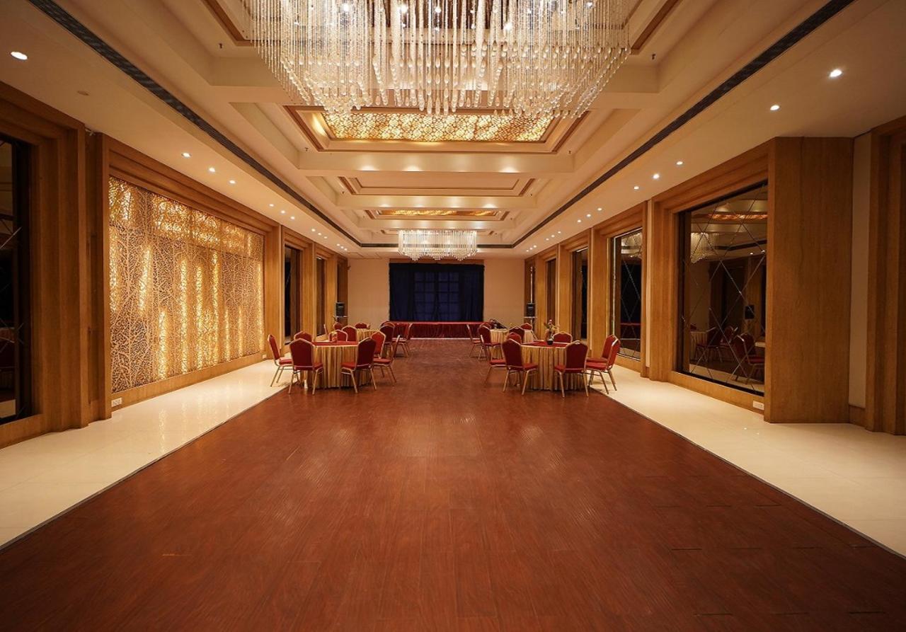 Hotel Amora - Rajnandgaon Raj Nandgaon Exterior photo