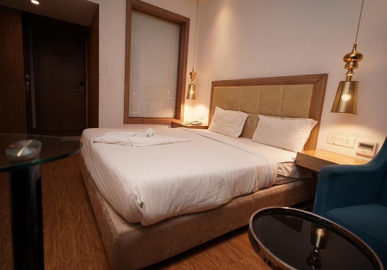 Hotel Amora - Rajnandgaon Raj Nandgaon Exterior photo